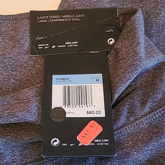 NWT, Nike, full length, leggings, with dry-fit. Size M - Picture 5 of 8